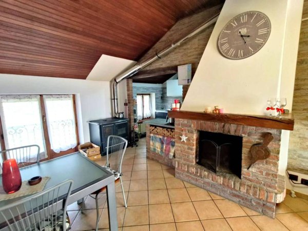 casa indipendente in vendita a Maretto