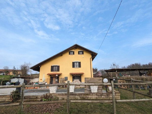 casa indipendente in vendita a Maretto in zona Nicoline