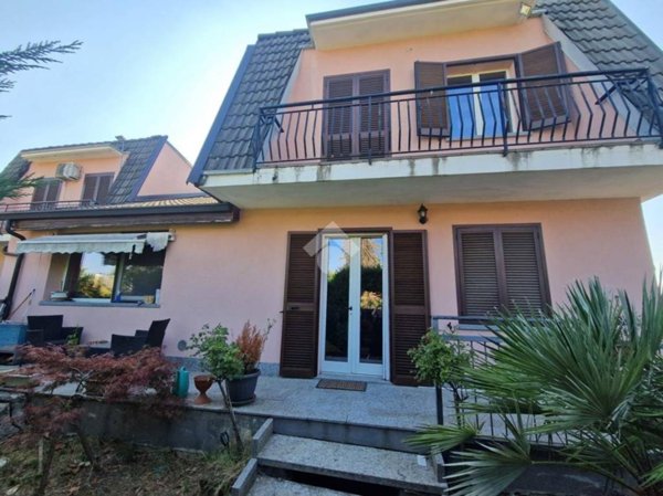 casa indipendente in vendita a Maretto