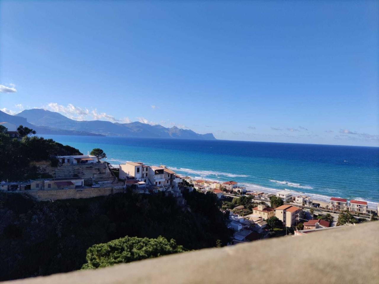 casa indipendente in vendita ad Alcamo in zona Bosco d'Alcamo