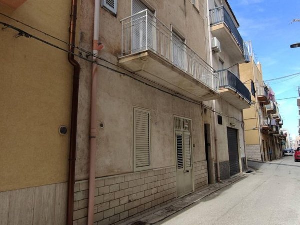casa indipendente in vendita ad Alcamo