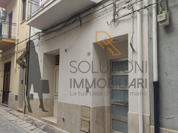 appartamento in vendita ad Alcamo in zona Centro Città