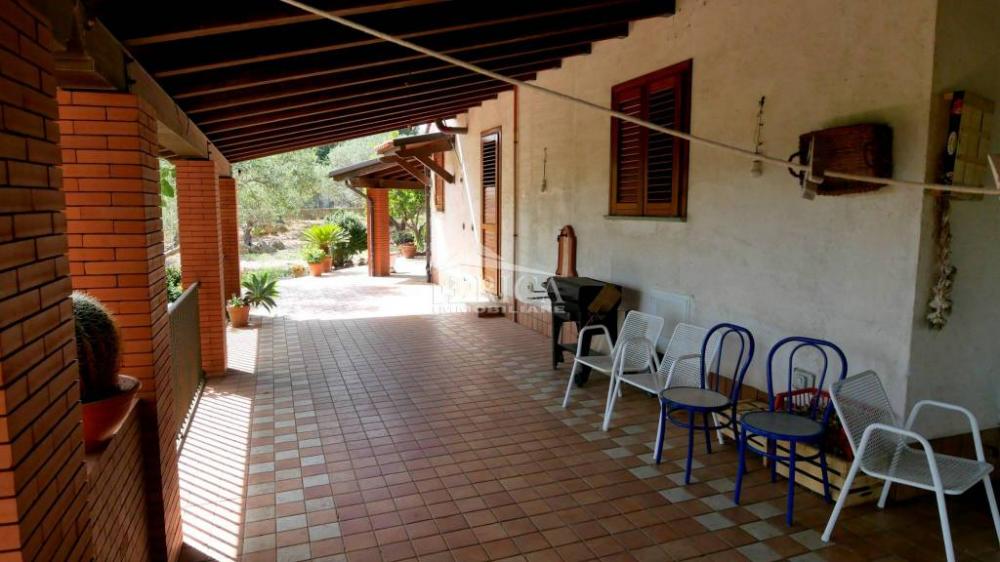 casa indipendente in vendita ad Alcamo in zona Bosco d'Alcamo