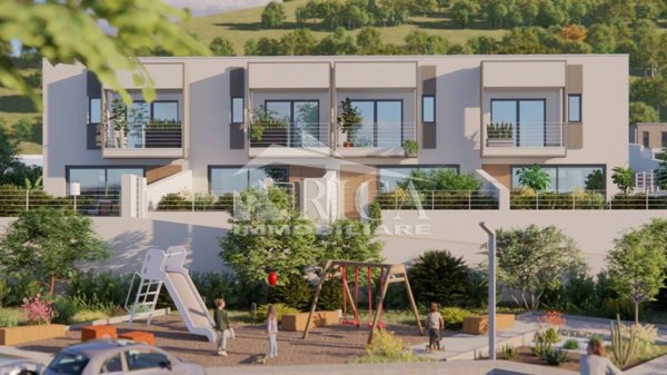 casa indipendente in vendita ad Alcamo