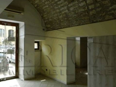 locale commerciale in vendita ad Alcamo