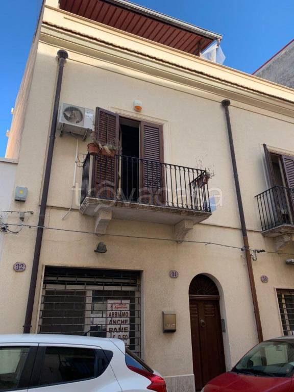 casa indipendente in vendita ad Alcamo in zona Centro Città