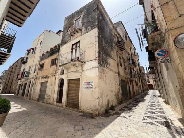 casa indipendente in vendita ad Alcamo