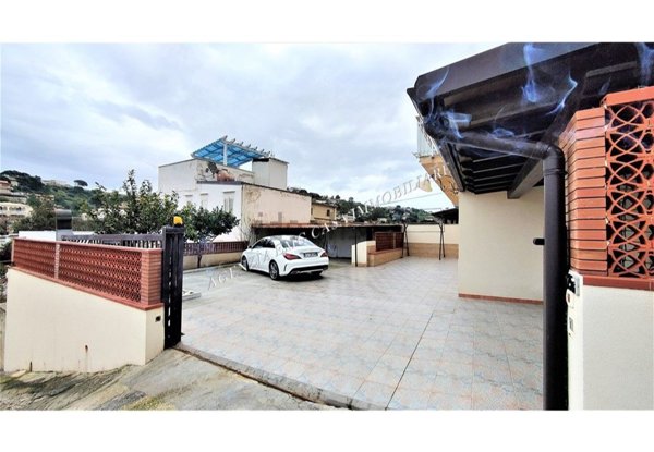 casa indipendente in vendita ad Alcamo in zona Alcamo Marina