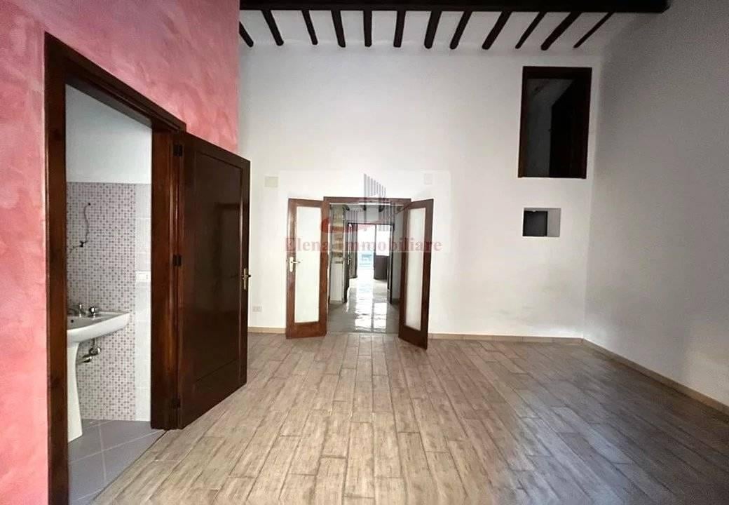 appartamento in vendita ad Alcamo in zona Centro Città