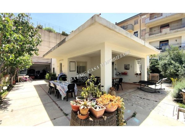 casa indipendente in vendita ad Alcamo in zona Alcamo Marina