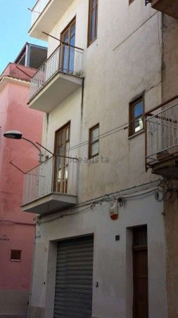 casa indipendente in vendita ad Alcamo