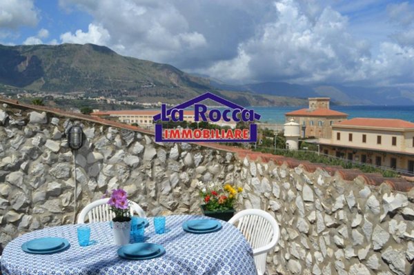 appartamento in vendita ad Alcamo in zona Centro Città
