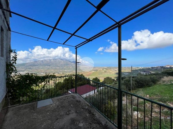 casa indipendente in vendita ad Alcamo