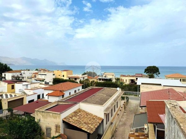 appartamento in vendita ad Alcamo in zona Alcamo Marina