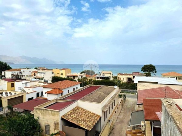appartamento in vendita ad Alcamo in zona Alcamo Marina