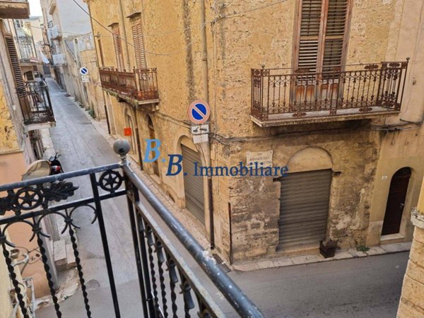 casa indipendente in vendita ad Alcamo