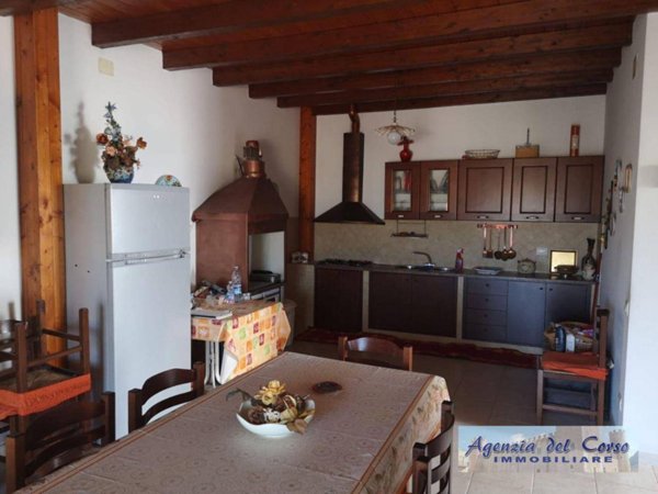 casa indipendente in vendita ad Alcamo