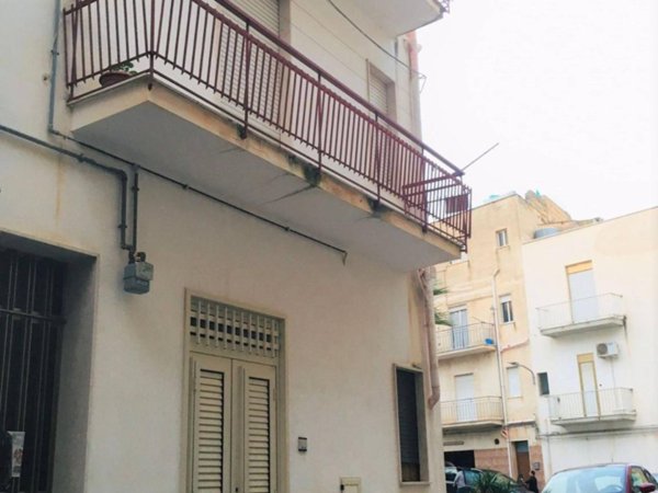 casa indipendente in vendita ad Alcamo
