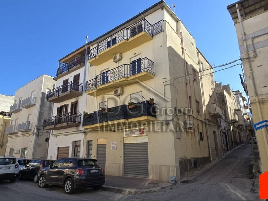 casa indipendente in vendita ad Alcamo