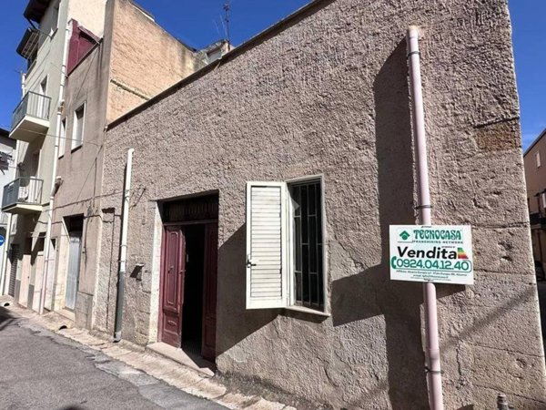 casa indipendente in vendita ad Alcamo