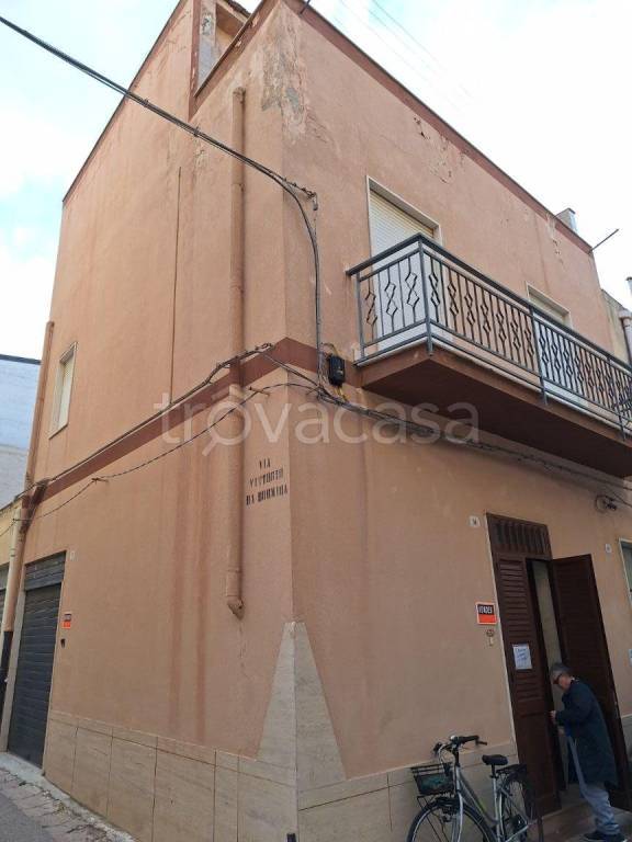 appartamento in vendita ad Alcamo in zona Centro Città