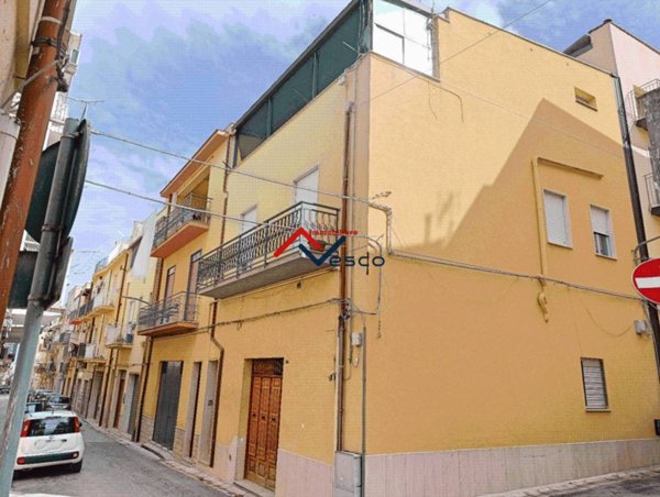 casa indipendente in vendita ad Alcamo