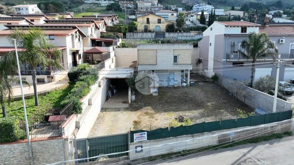 casa indipendente in vendita ad Alcamo