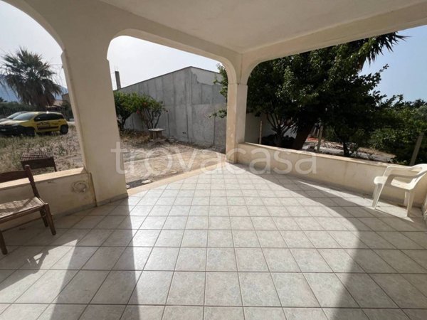 casa indipendente in vendita ad Alcamo