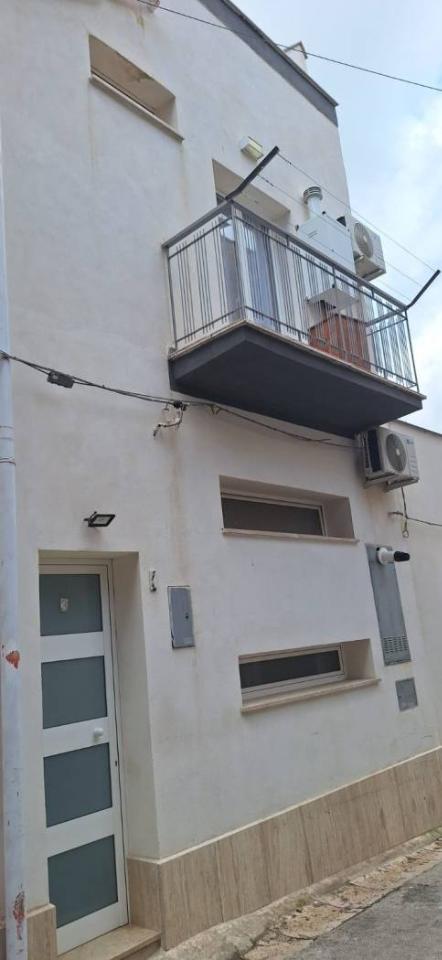 casa semindipendente in vendita ad Alcamo