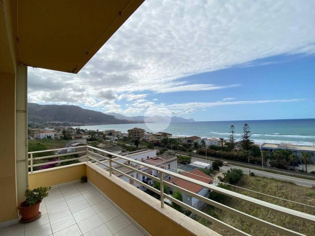 appartamento in vendita ad Alcamo in zona Alcamo Marina