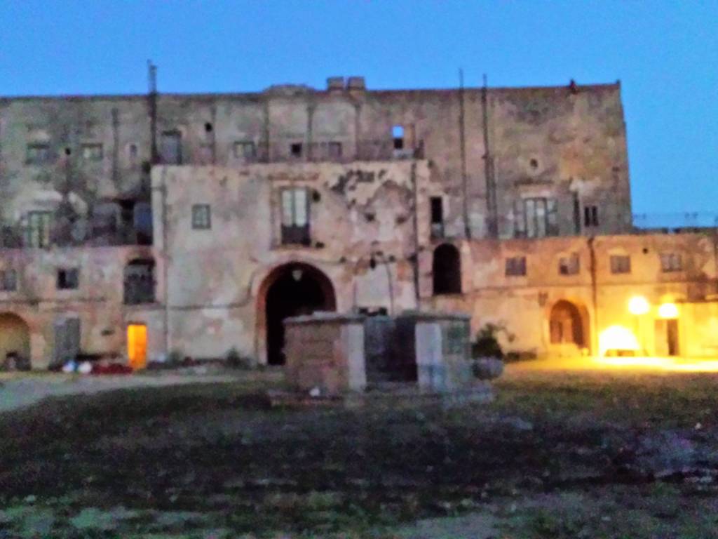 casa indipendente in vendita ad Alcamo in zona Fico