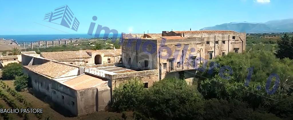 casa indipendente in vendita ad Alcamo in zona Fico