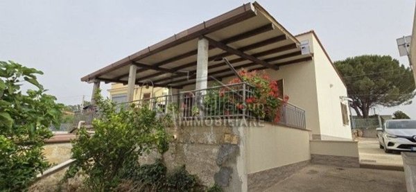 casa indipendente in vendita ad Alcamo