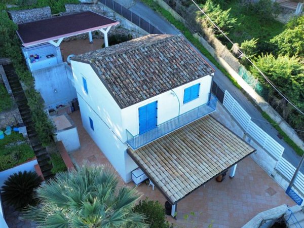 casa indipendente in vendita ad Alcamo in zona Centro Città