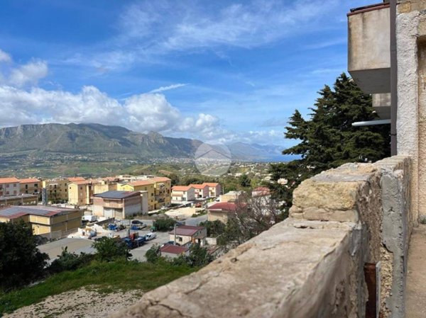 casa indipendente in vendita ad Alcamo
