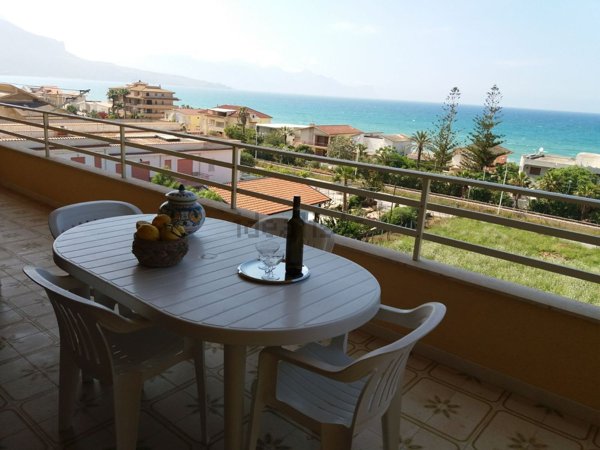 appartamento in vendita ad Alcamo in zona Alcamo Marina