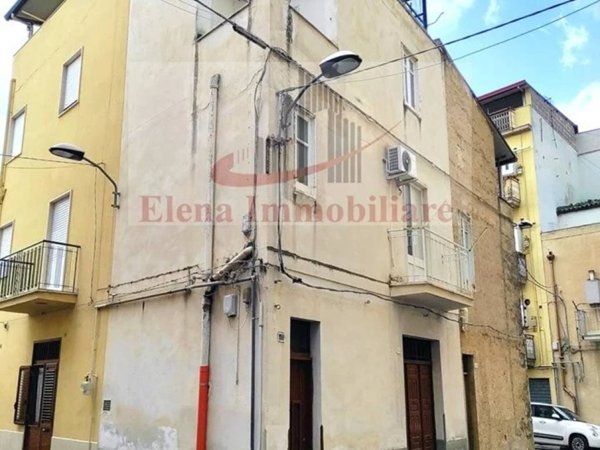 casa indipendente in vendita ad Alcamo