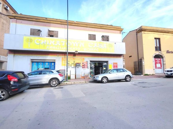 negozio in vendita ad Alcamo