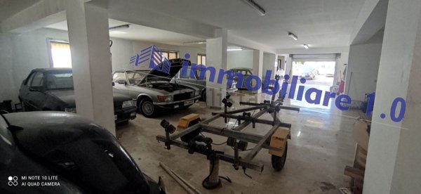 locale commerciale in vendita ad Alcamo