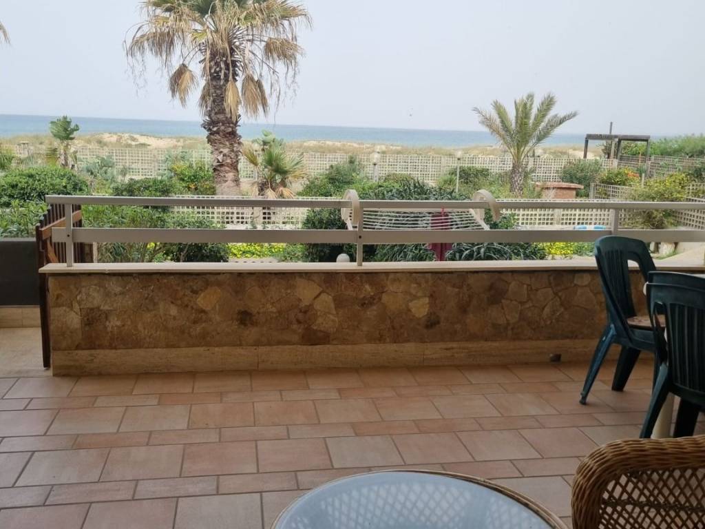 intera palazzina in vendita ad Alcamo in zona Alcamo Marina