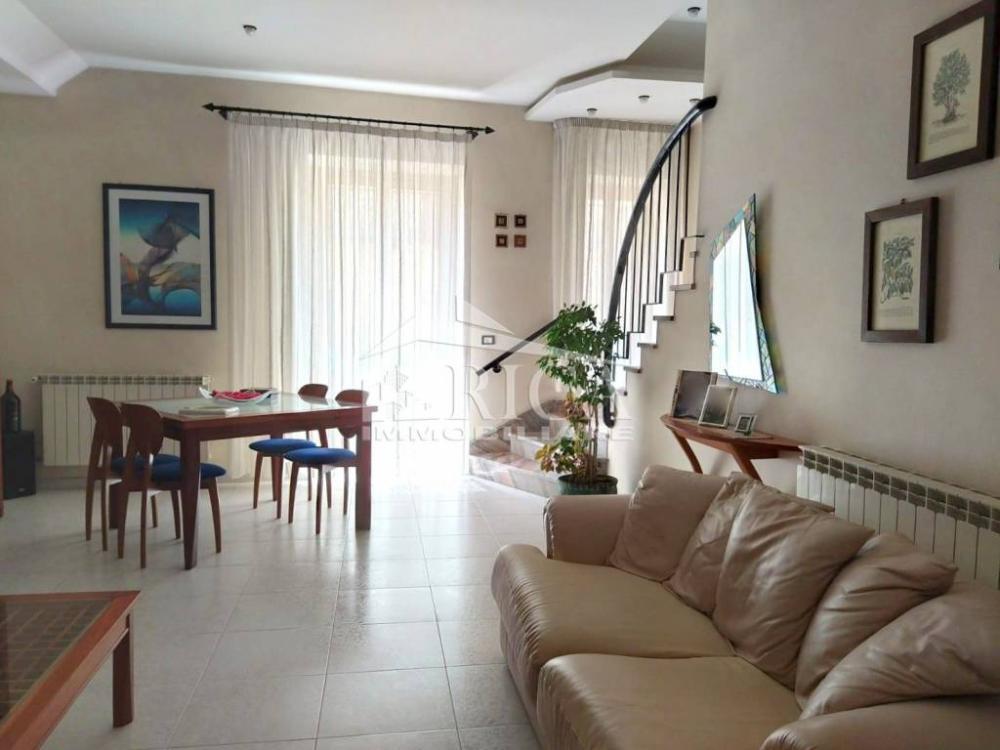 casa indipendente in vendita ad Alcamo