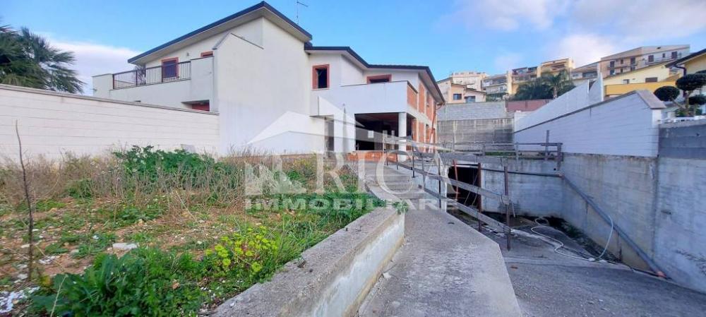 casa indipendente in vendita ad Alcamo