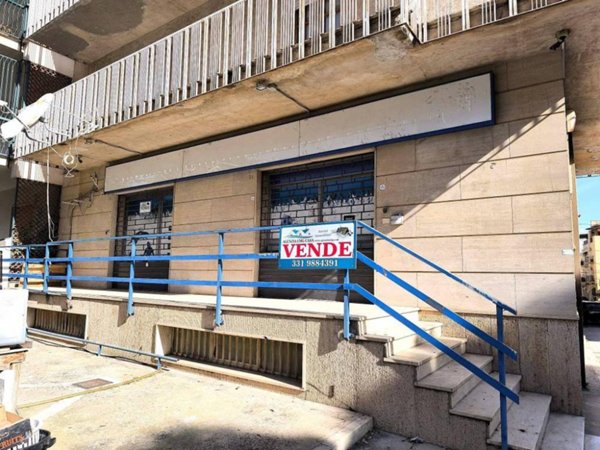 negozio in vendita ad Alcamo