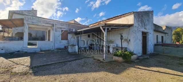 casa indipendente in vendita ad Alcamo