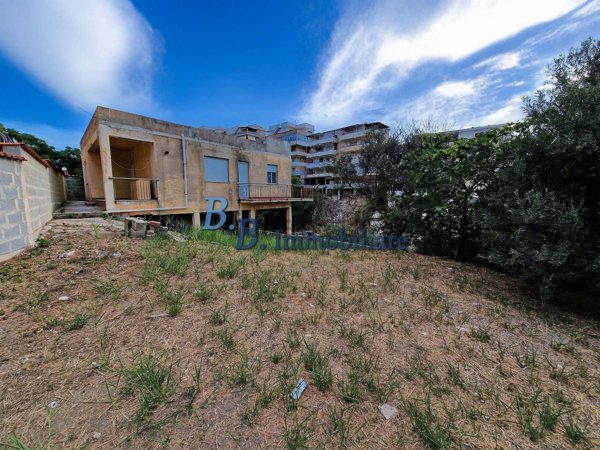 casa indipendente in vendita ad Alcamo in zona Alcamo Marina