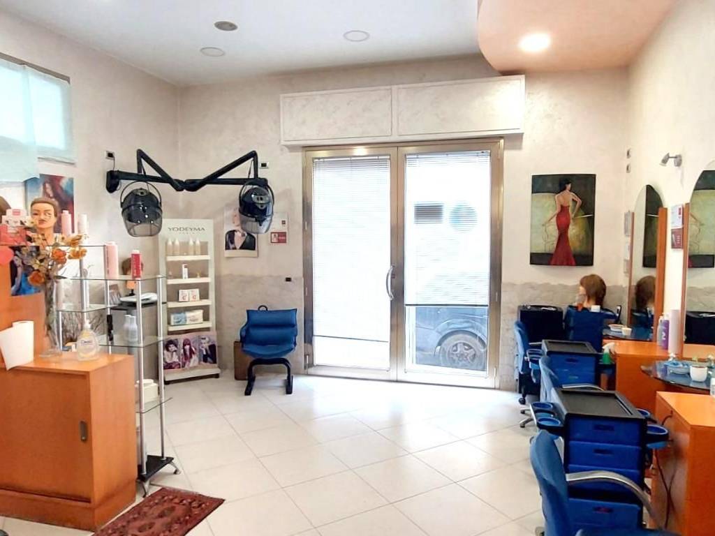 locale commerciale in vendita ad Alcamo