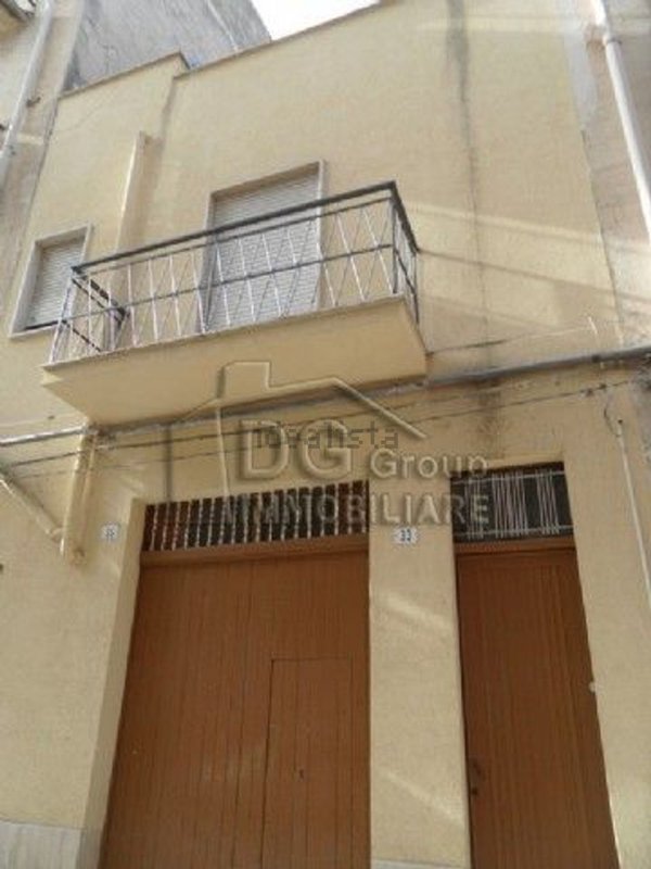 casa indipendente in vendita ad Alcamo