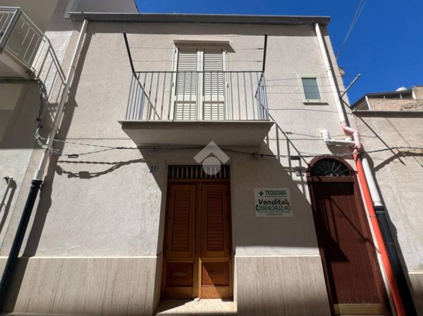 casa indipendente in vendita ad Alcamo
