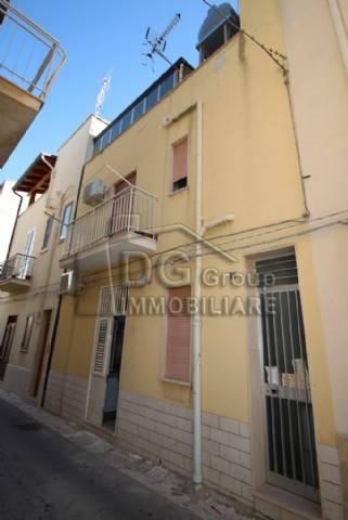 casa indipendente in vendita ad Alcamo