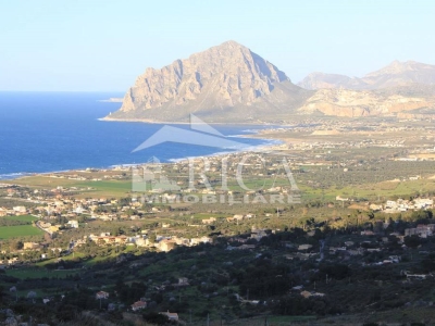 casa indipendente in vendita ad Alcamo